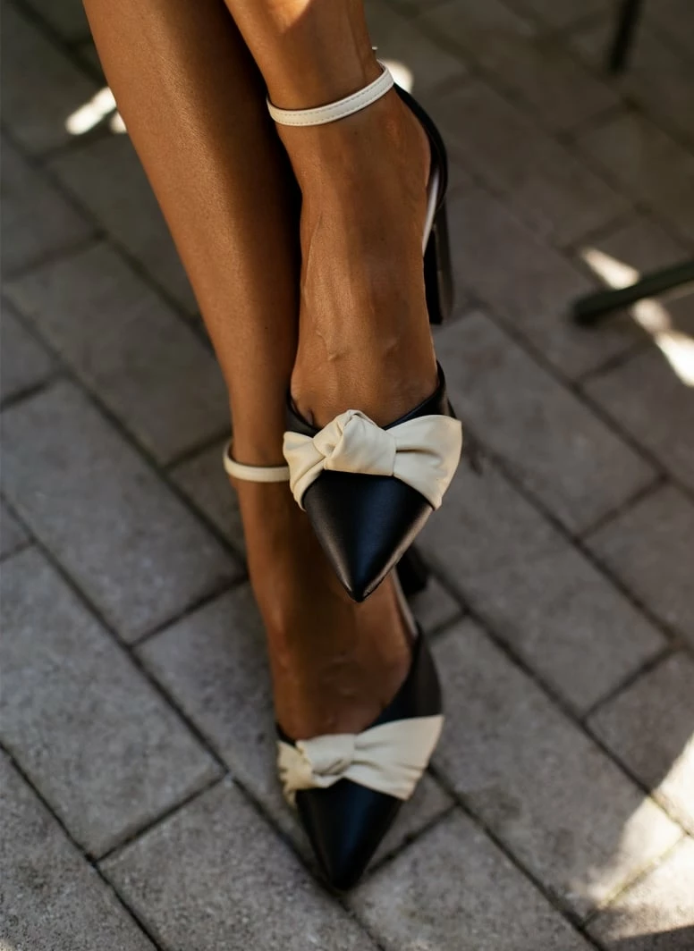 Γόβες με μπαρέτα και κόμπο VIZZANO 1285.424 - Μαύρο/Μπεζ