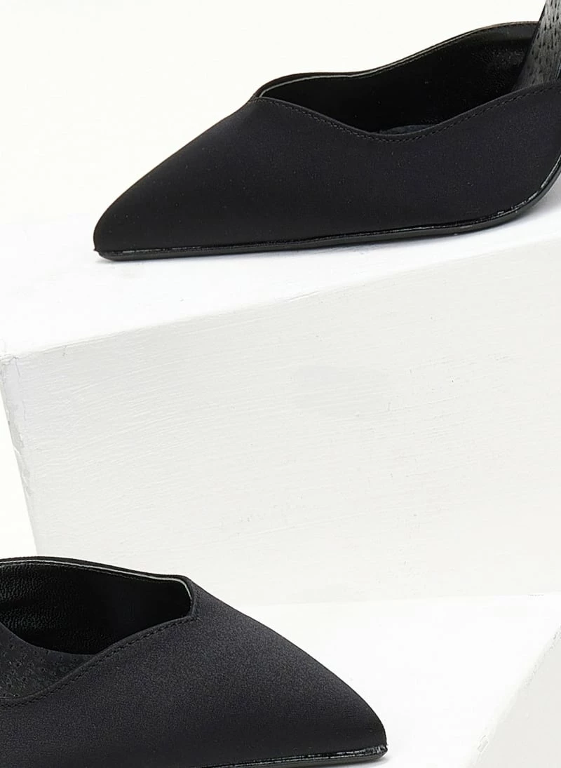 Γόβες μυτερές με χιαστί δέσιμο Tfp - Μαύρο - Image 6