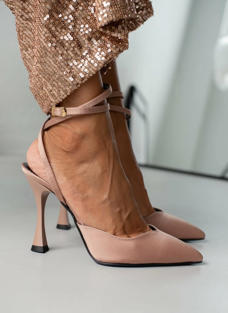 Γόβες μυτερές με χιαστί δέσιμο Tfp - Nude