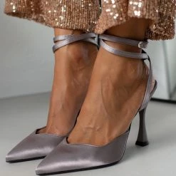 Γόβες μυτερές με χιαστί δέσιμο Tfp - Ατσαλί