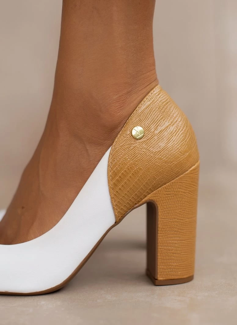 Γόβες μυτερές με διχρωμία VIZZANO 1285.431 - Caramel - Image 4