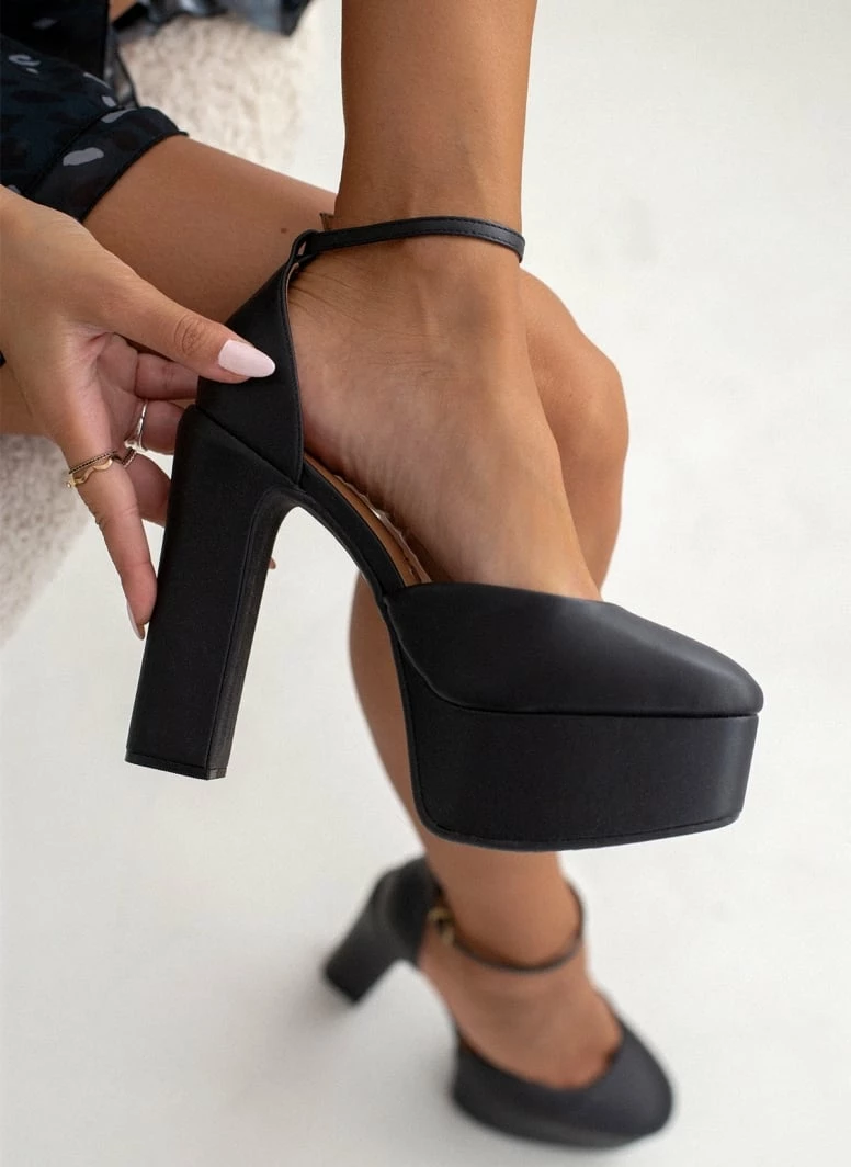 Γόβες με φιάπα και μπαρέτα VIZZANO 1400.101 - Μαύρο - Image 4