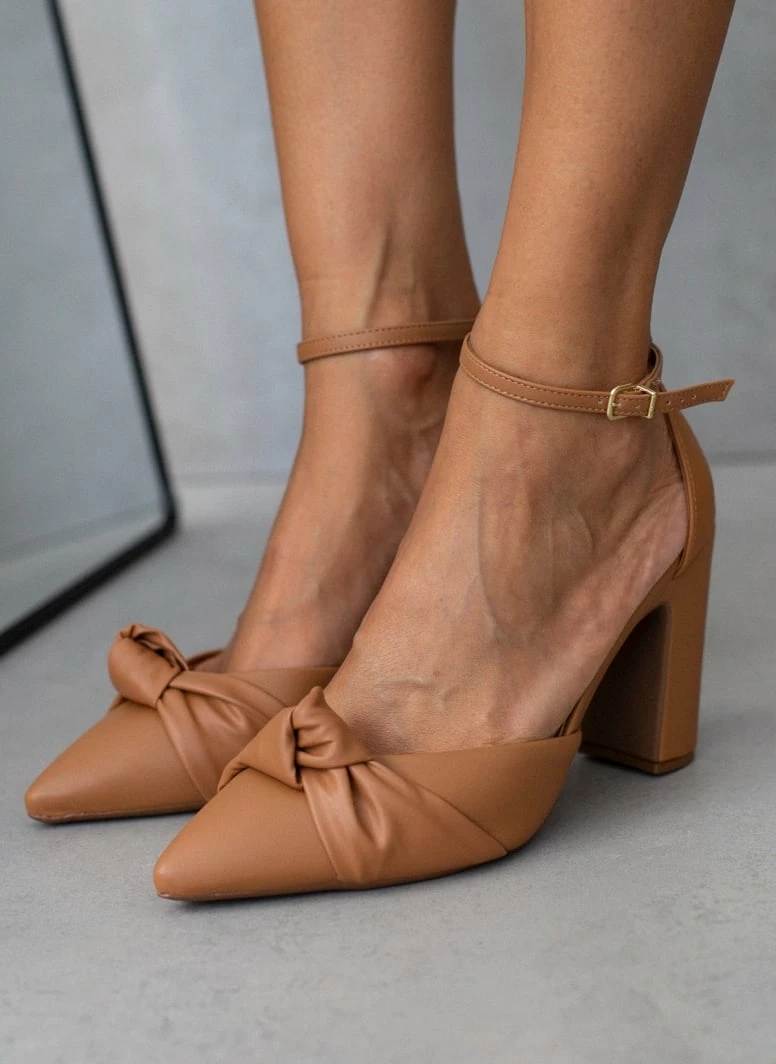 Γόβες με μπαρέτα και κόμπο VIZZANO 1285.424 - Κάμελ - Image 7