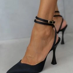 Γόβες μυτερές με χιαστί δέσιμο Tfp - Μαύρο