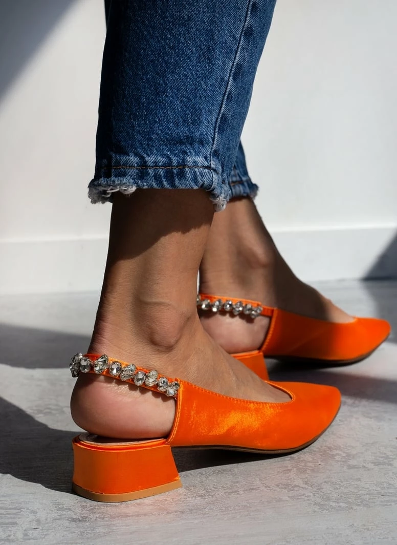 The Fashion Project Γόβες μυτερές σατέν με πέτρες - Πορτοκαλί - Image 7