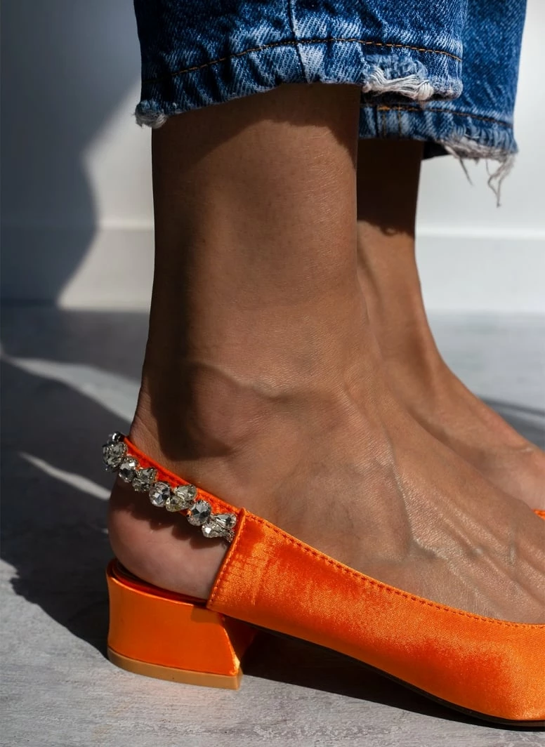 The Fashion Project Γόβες μυτερές σατέν με πέτρες - Πορτοκαλί - Image 4