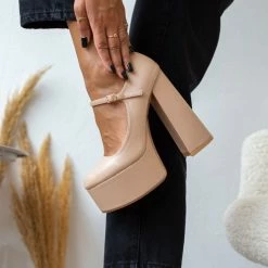 The Fashion Project Γόβες με φιάπα και κούμπωμα στο πλάι - Nude