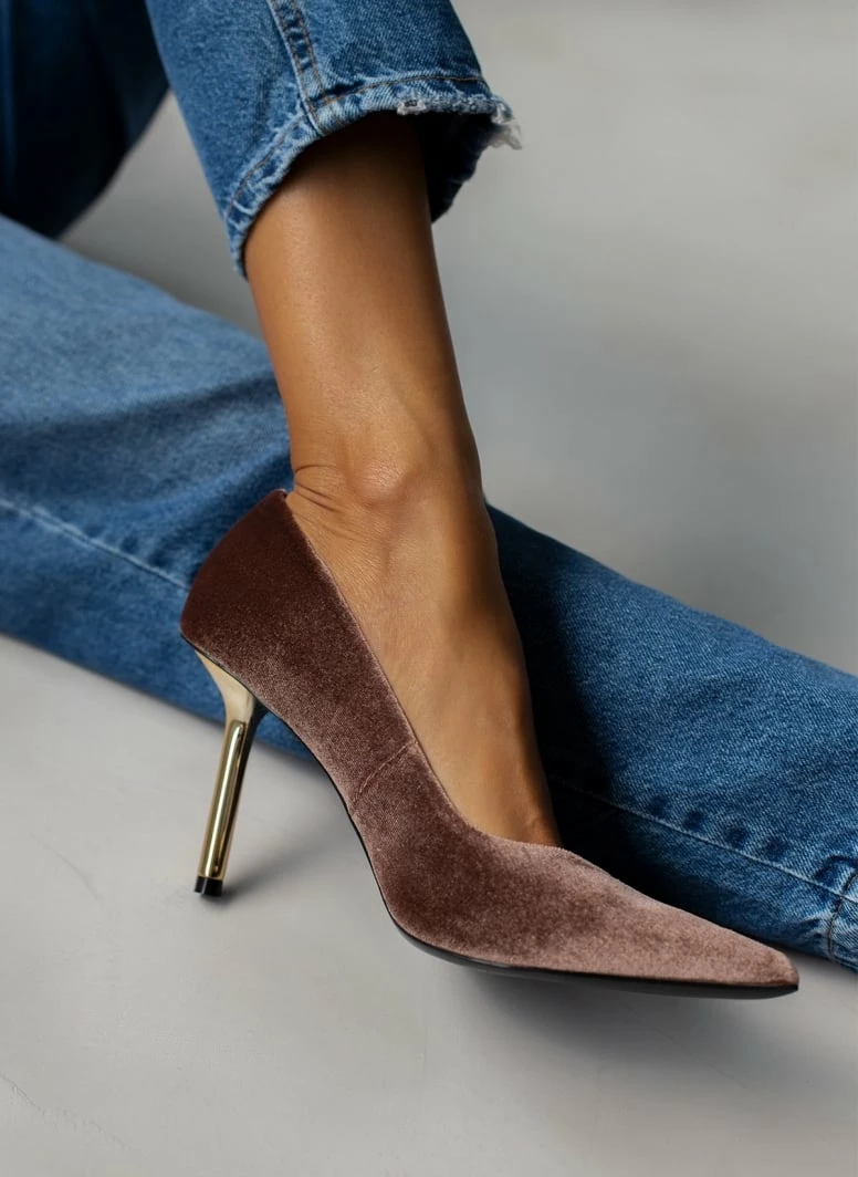 The Fashion Project Γόβες μυτερές βελουτέ - Πούρο - Image 4