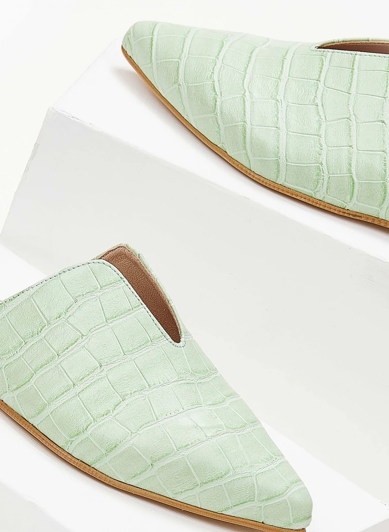 Mules κλειστά κροκό με άνοιγμα Estil - Μέντα - Image 3