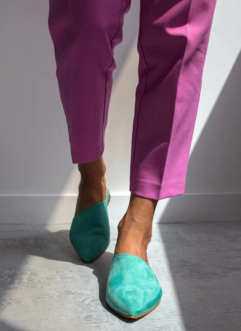 Mules με ασύμμετρο σχέδιο Estil - Μέντα