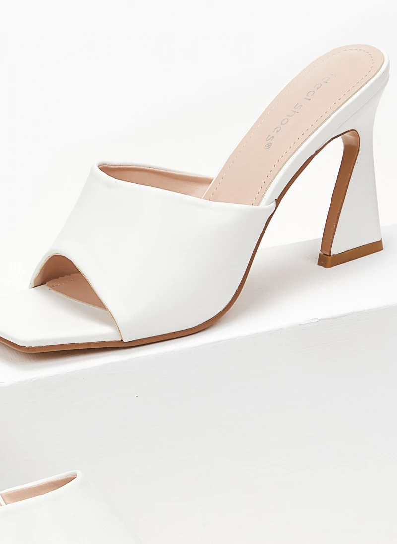 The Fashion Project Mules με ψηλό ιδιαίτερο τακούνι - Λευκό - Image 2