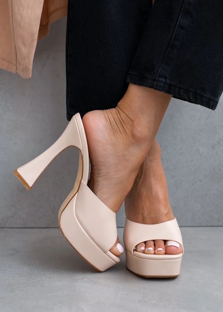 The Fashion Project Mules με τακούνι καμπάνα - Μπεζ