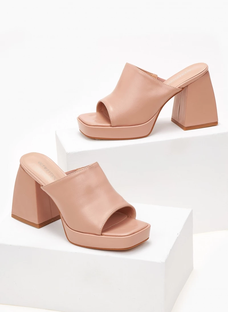 The Fashion Project Mules με χοντρό ιδιαίτερο τακούνι - Nude - Image 3