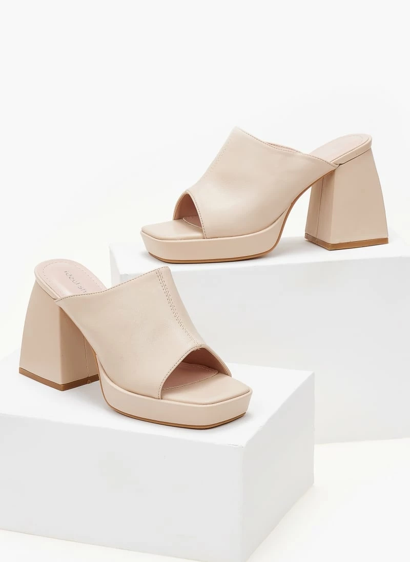 The Fashion Project Mules με χοντρό τακούνι και φιάπα - Μπεζ - Image 5
