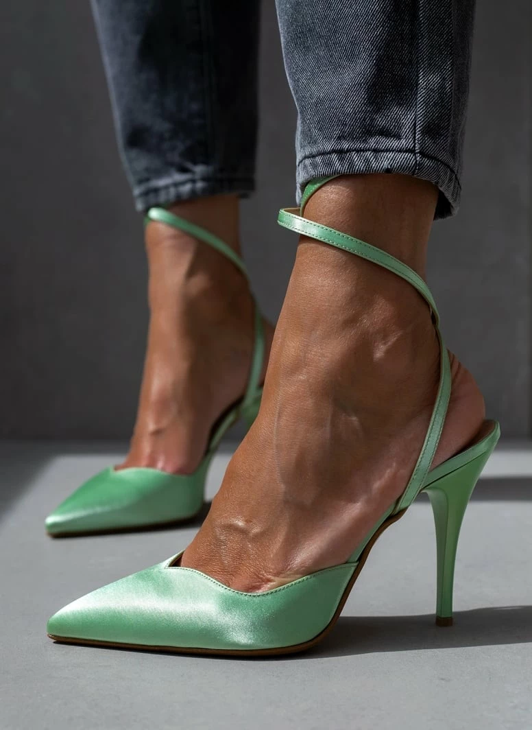 Γόβες μυτερές με δέσιμο Tfp - Βεραμάν