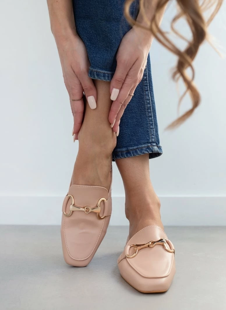 The Fashion Project Mules Flat με μεταλλικό διακοσμητικό - Nude - Image 4