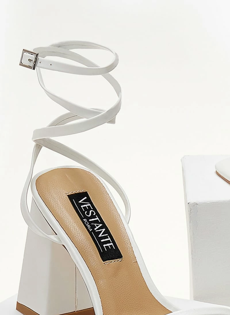 The Fashion Project Πέδιλα καρέ με λεπτά λουράκια - Λευκό - Image 5