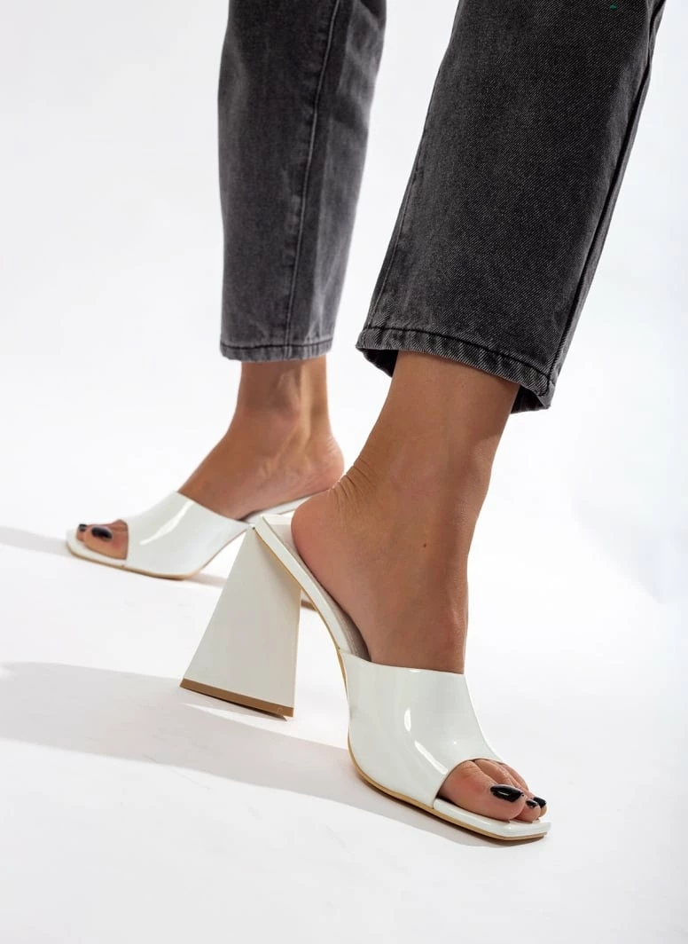 The Fashion Project Mules λουστρίνι με φαρδιά φάσα - Λευκό - Image 7