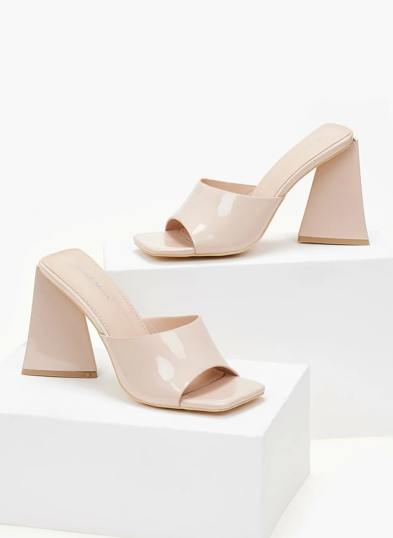 The Fashion Project Mules λουστρίνι με φαρδιά φάσα - Nude - Image 6