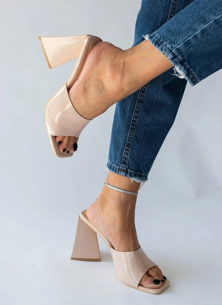 The Fashion Project Mules λουστρίνι με φαρδιά φάσα - Nude - Image 7