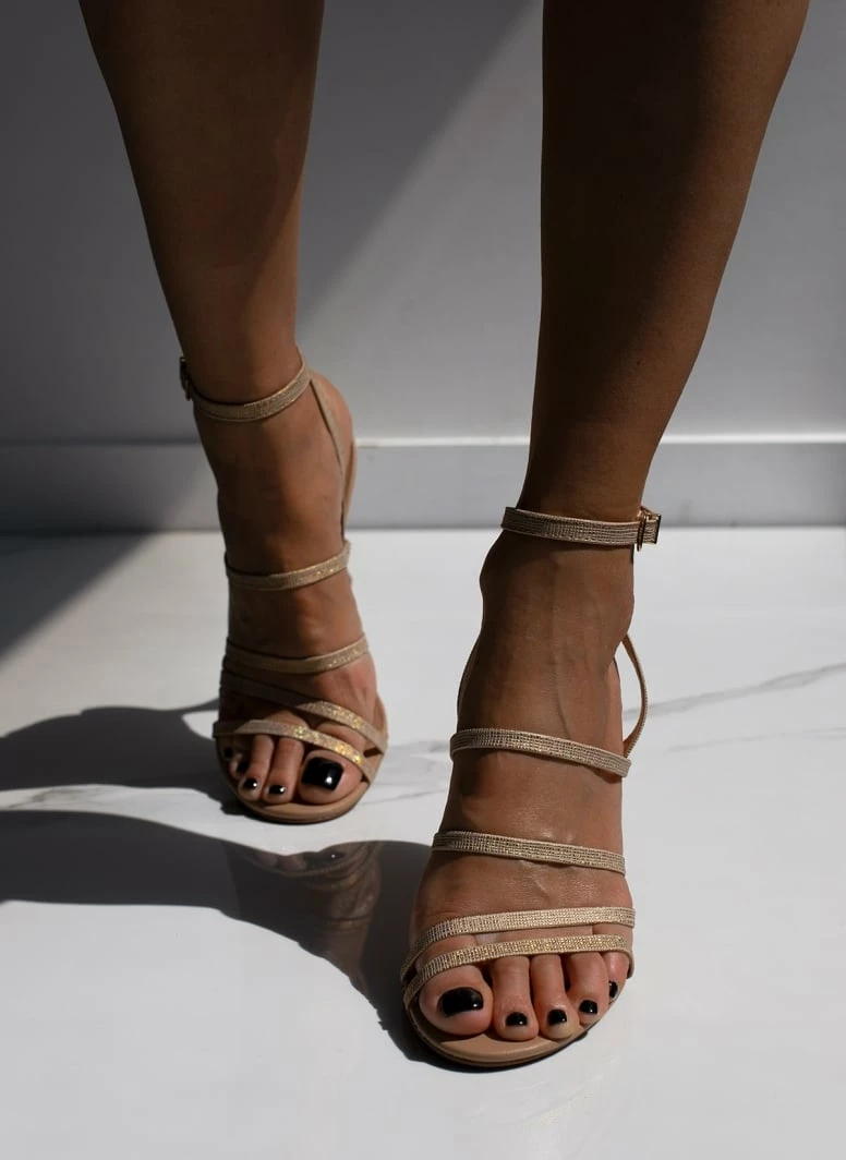 Πέδιλα με ανάγλυφο Pattern VIZZANO 6462.102 - Χρυσό - Image 4