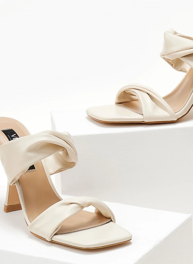 The Fashion Project Πέδιλα με διχρωμία στις φάσες - Μπεζ - Image 4