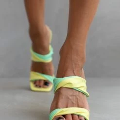 The Fashion Project Πέδιλα με διχρωμία στις φάσες - Κίτρινο