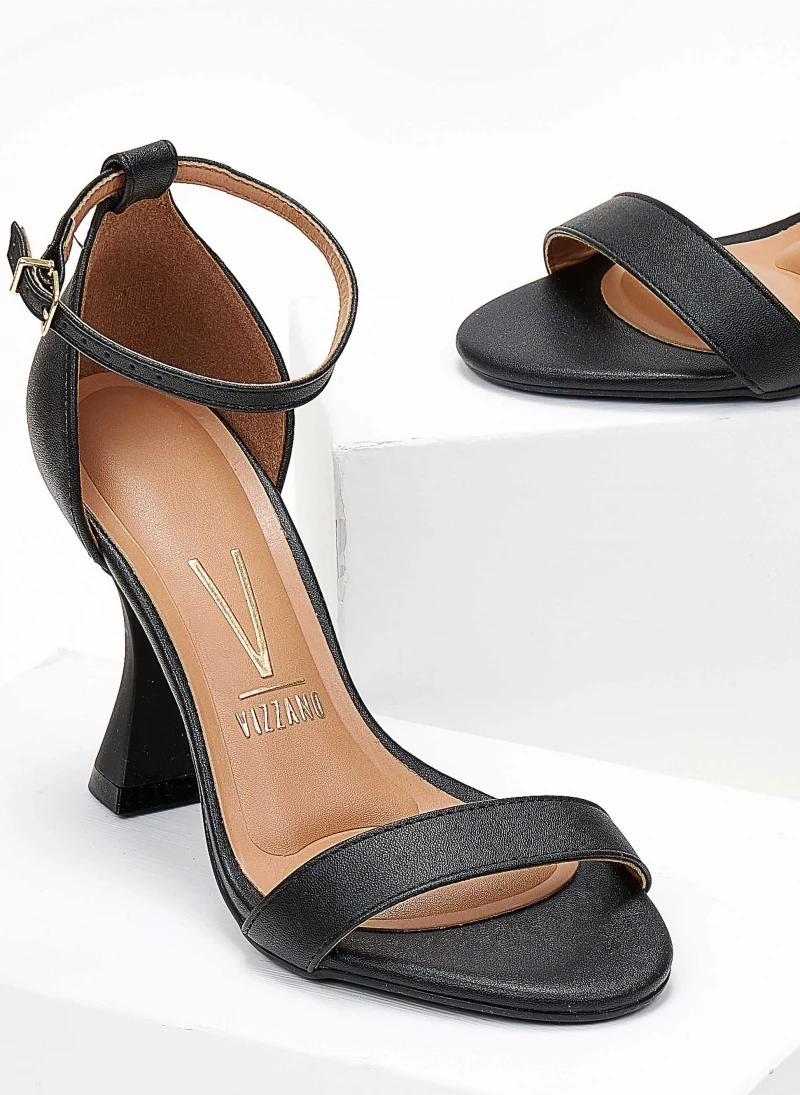 Πέδιλα με κλειστή φτέρνα και μπαρέτα VIZZANO 6462.101 - Μαύρο - Image 6