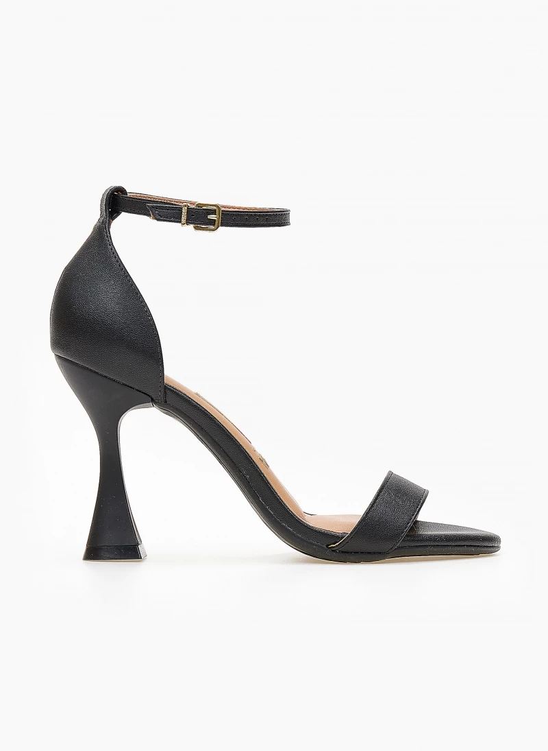 Πέδιλα με κλειστή φτέρνα και μπαρέτα VIZZANO 6462.101 - Μαύρο - Image 2