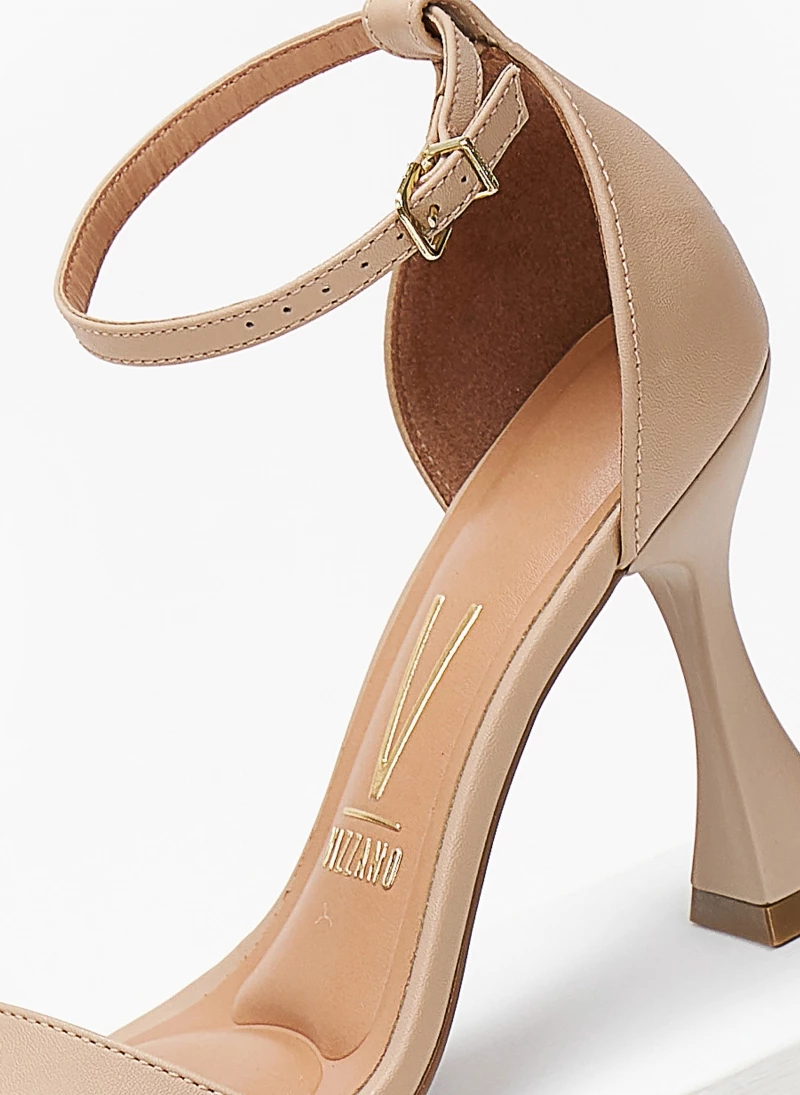 Πέδιλα με κλειστή φτέρνα και μπαρέτα VIZZANO 6462.101 - Μπεζ - Image 5