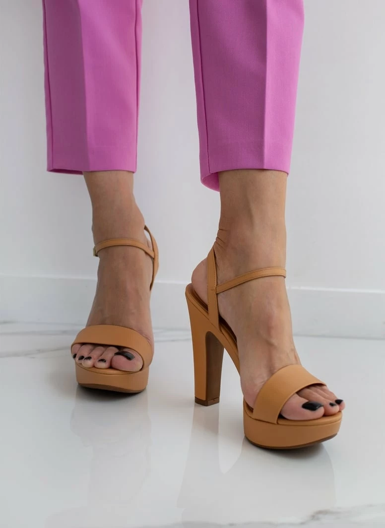 Πέδιλα με ψηλό τακούνι και φιάπα VIZZANO 6292.200 - Μπεζ - Image 7