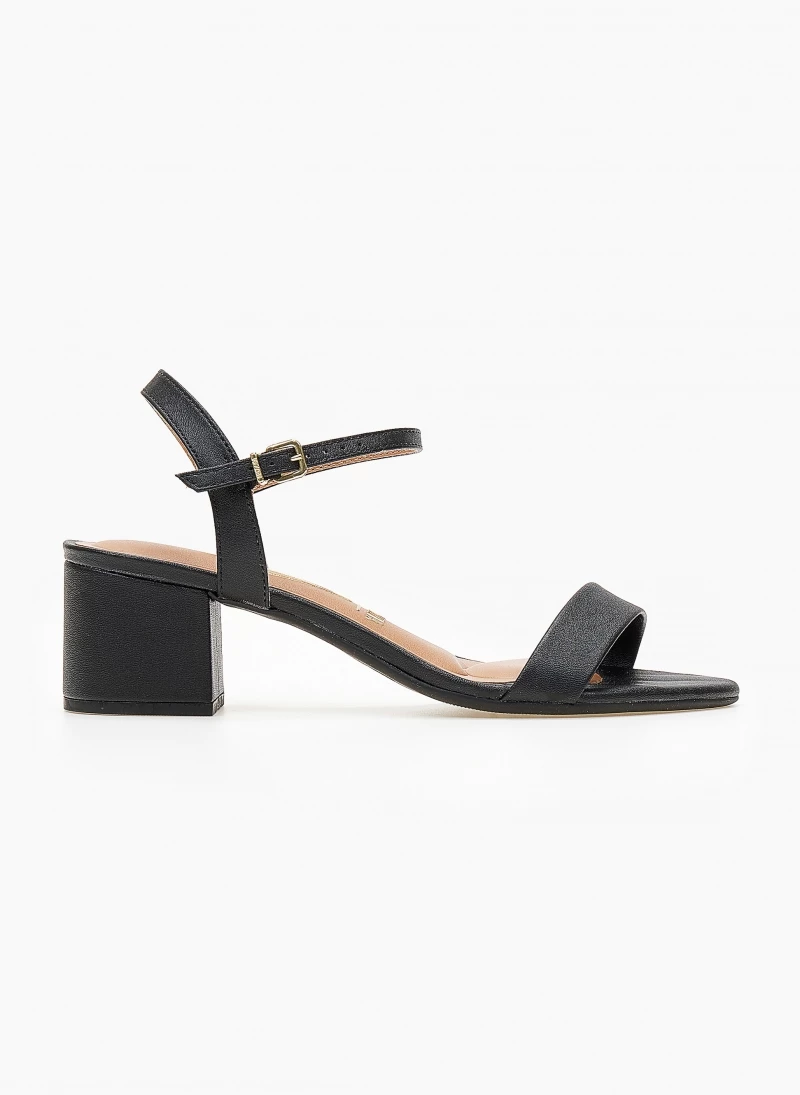 Πέδιλα με χαμηλό τακούνι και μπαρέτα VIZZANO 6291.900 - Μαύρο