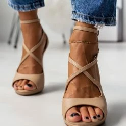 Πέδιλα Peep Toe με χιαστί δέσιμο VIZZANO 6210.1025 - Μπεζ