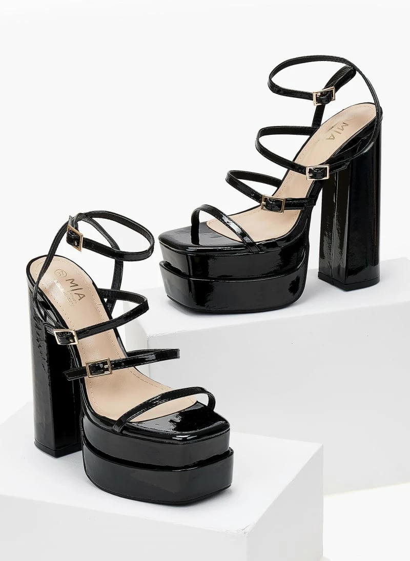 The Fashion Project Πέδιλα Platform λουστρίνι με λεπτά λουράκια - Μαύρο - Image 2