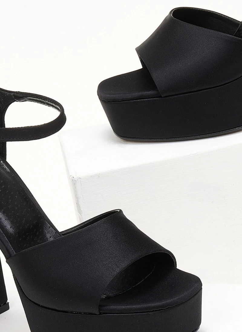 Πέδιλα Platform με μπαρέτα TFP - Μαύρο - Image 7