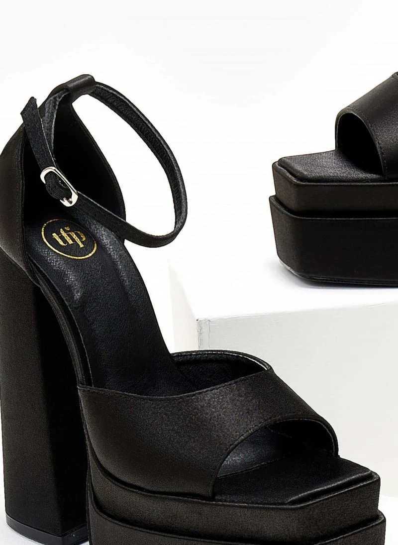 Πέδιλα Platform σατέν TFP με μπαρέτα - Μαύρο - Image 3
