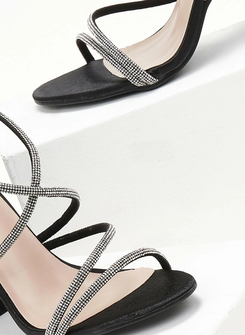 The Fashion Project Πέδιλα σατέν με τακούνι καμπάνα - Μαύρο - Image 6