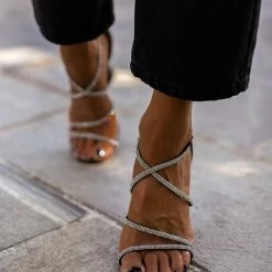 The Fashion Project Πέδιλα σατέν με τακούνι καμπάνα - Μαύρο