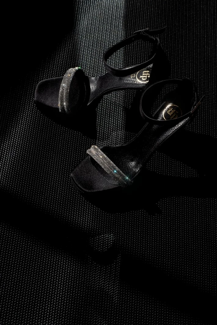 Πέδιλα σατέν TFP με διπλή σειρά Strass - Μαύρο - Image 8