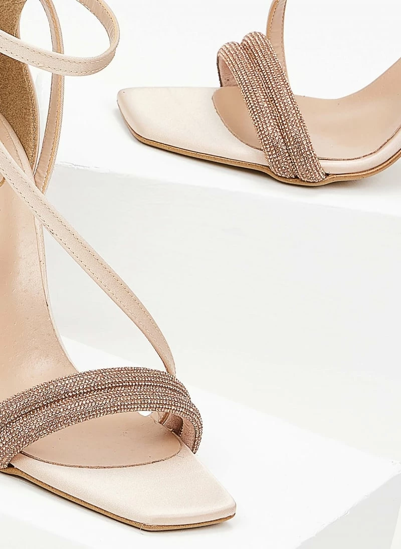 Πέδιλα σατέν TFP με διπλή σειρά Strass - Nude - Image 5