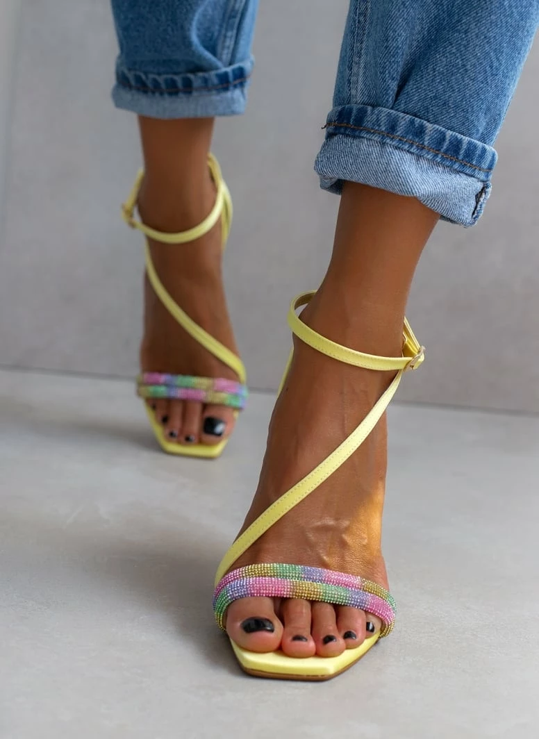 Πέδιλα σατέν TFP με διπλή σειρά Strass - Κίτρινο