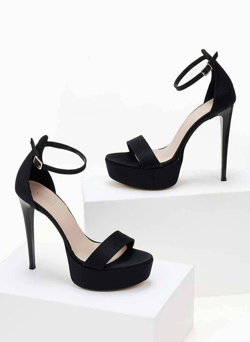 Estil Πέδιλα σατέν TFP με κλειστή φτέρνα - Μαύρο - Image 2