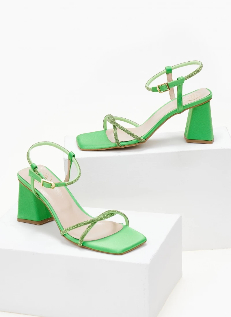 Πέδιλα σατέν TFP με λεπτά Strass - Λαχανί - Image 2