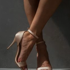 Πέδιλα σατέν TFP με μπαρέτα - Nude