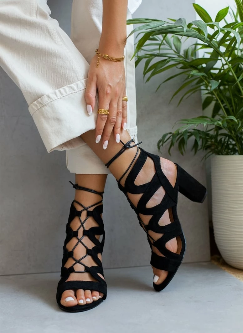 The Fashion Project Πέδιλα Suede με κορδόνια - Μαύρο