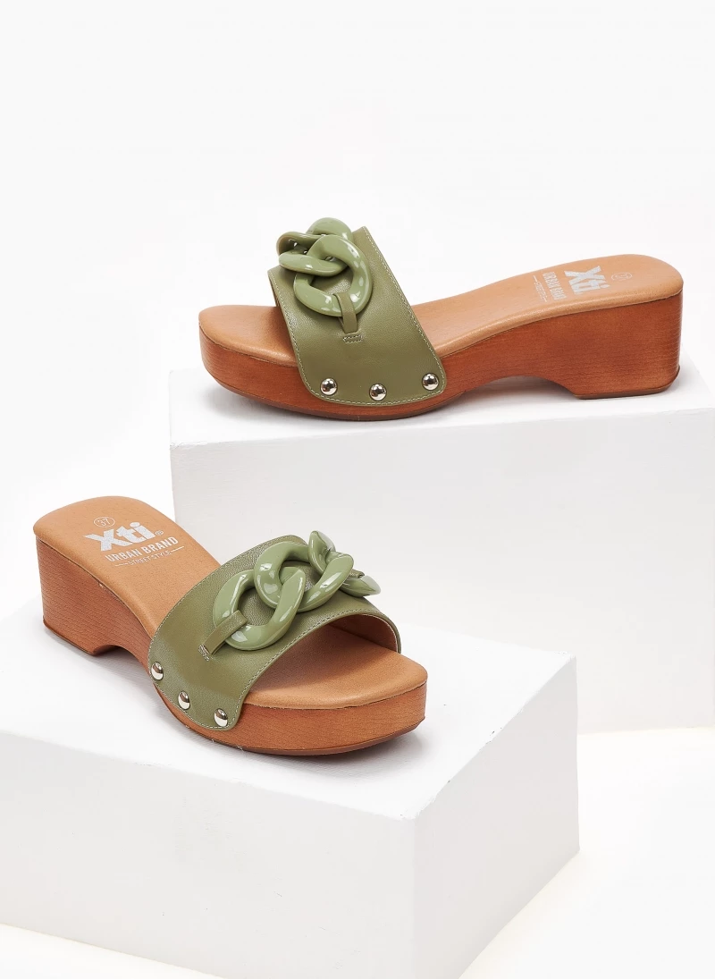 Xti Footwear Τσόκαρα με κοκάλινη αλυσίδα Xti 44486 - Χακί - Image 5